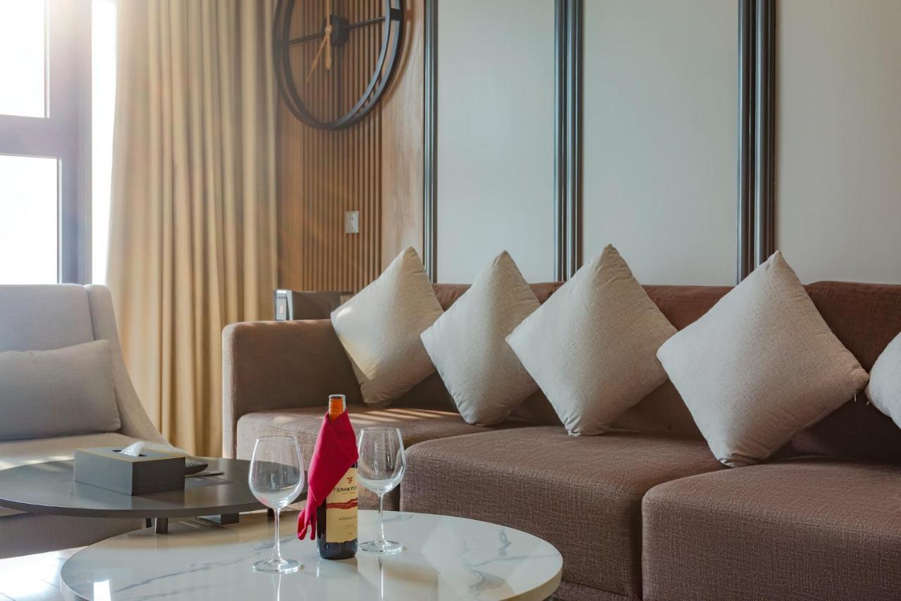 Peninsula Hotel Danang Bagian luar foto