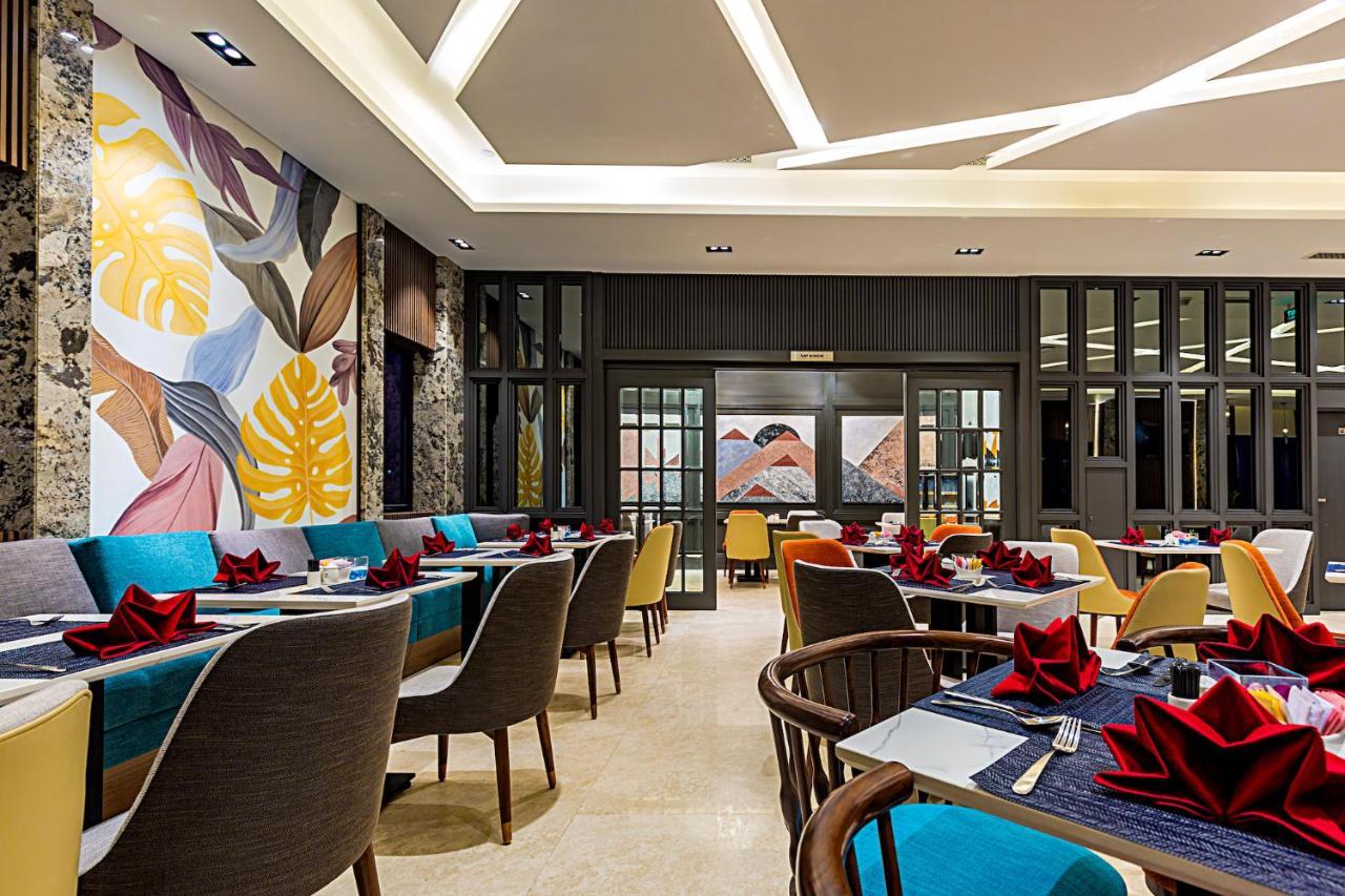 Peninsula Hotel Danang Bagian luar foto