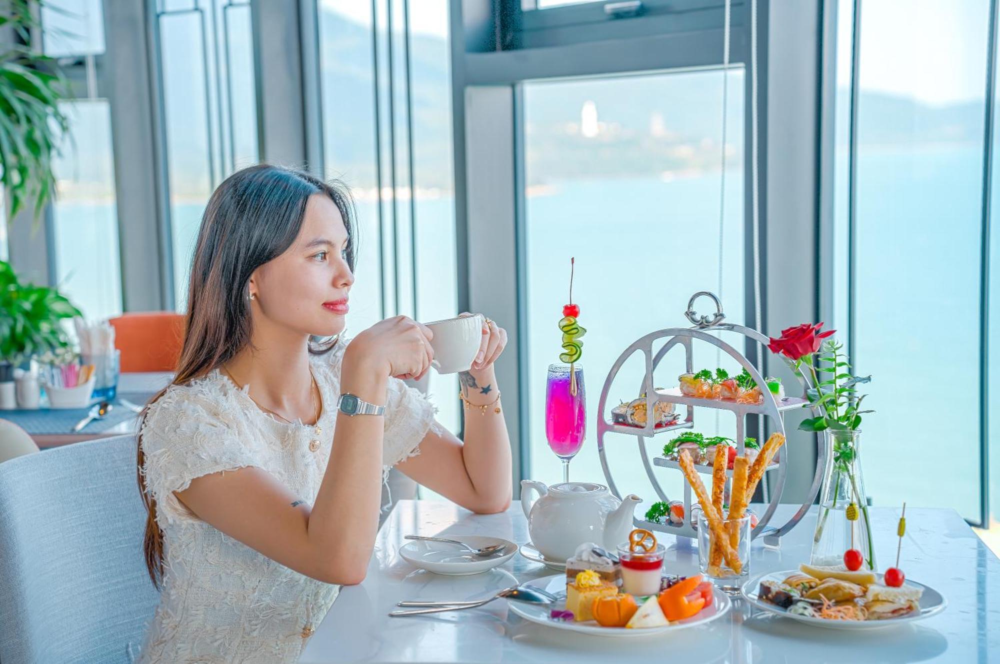 Peninsula Hotel Danang Bagian luar foto