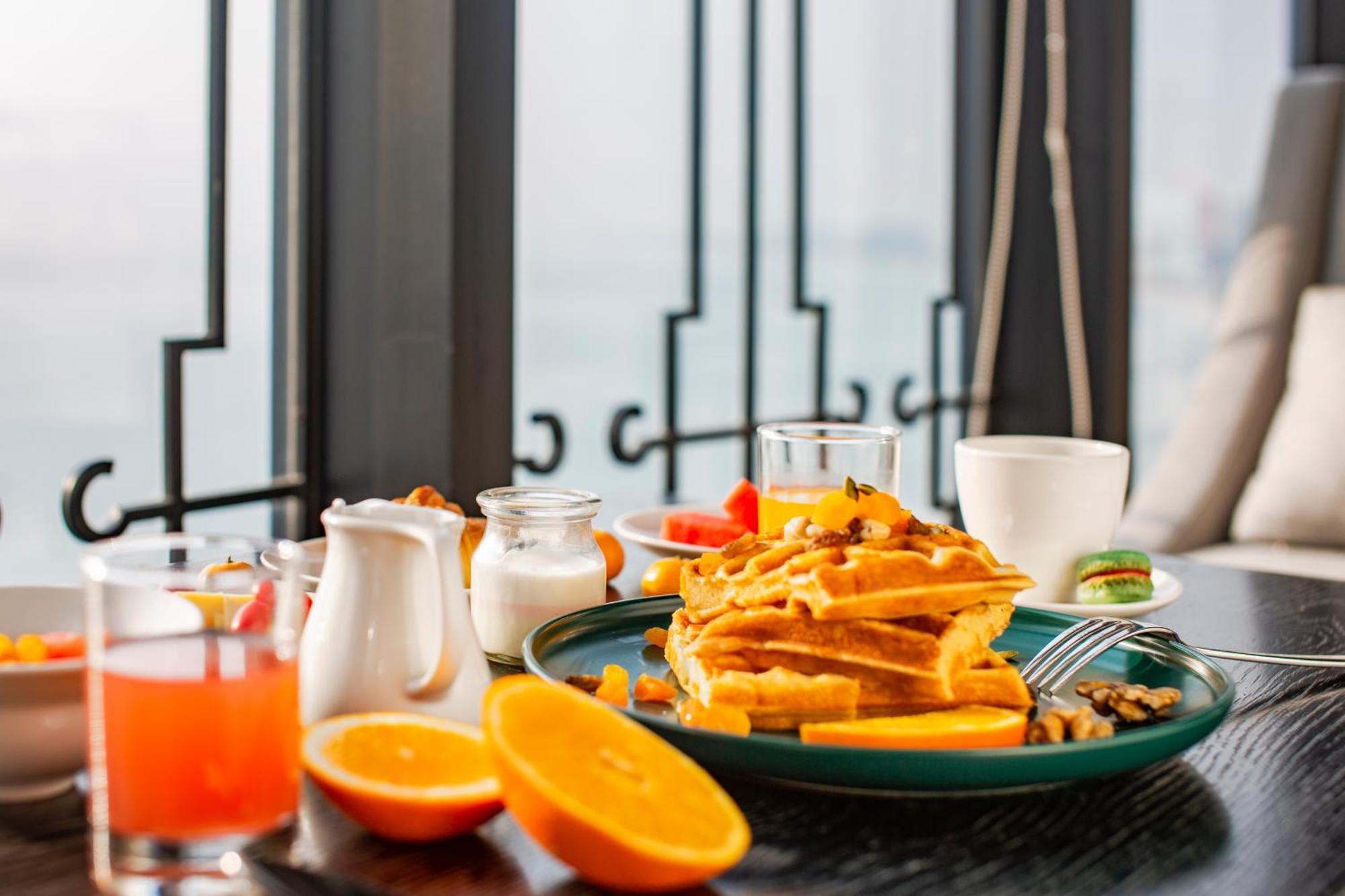 Peninsula Hotel Danang Bagian luar foto